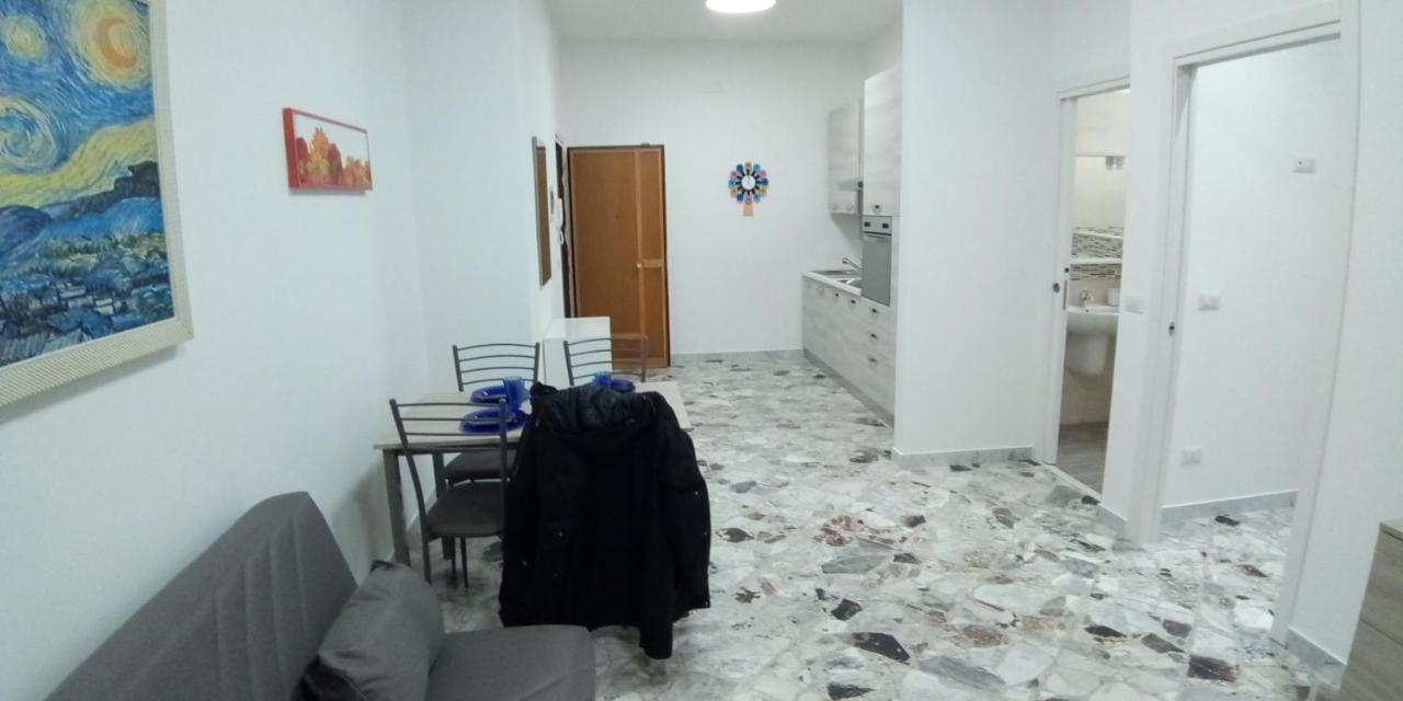 Station Suite บารี ภายนอก รูปภาพ
