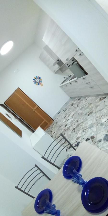 Station Suite บารี ภายนอก รูปภาพ